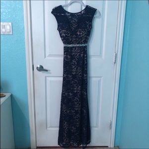 Sugar Navy Lace Long Formal Sleeveless Dress (S)